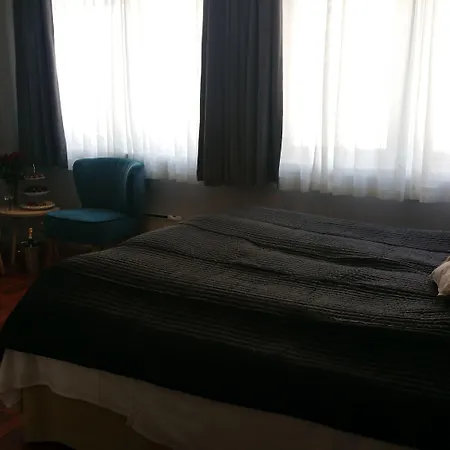 Hotell Aalesund Airport Ytterland