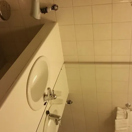 Отель Aalesund Airport