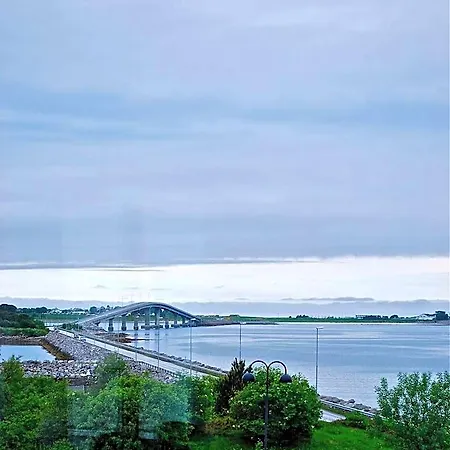 Aalesund Airport 3* Ytterland