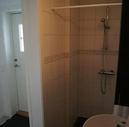 Hotell Aalesund Airport 3*