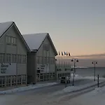 Отель Aalesund Airport 3*