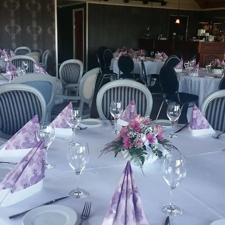 Hotel Aalesund Airport Ytterland